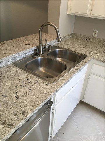 For Sale: 307 Singingwood N Apt 28 St Orange, CA 92869