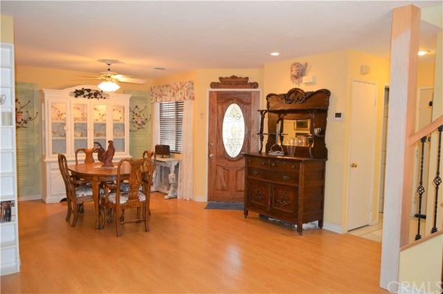 890 Bramble Ln