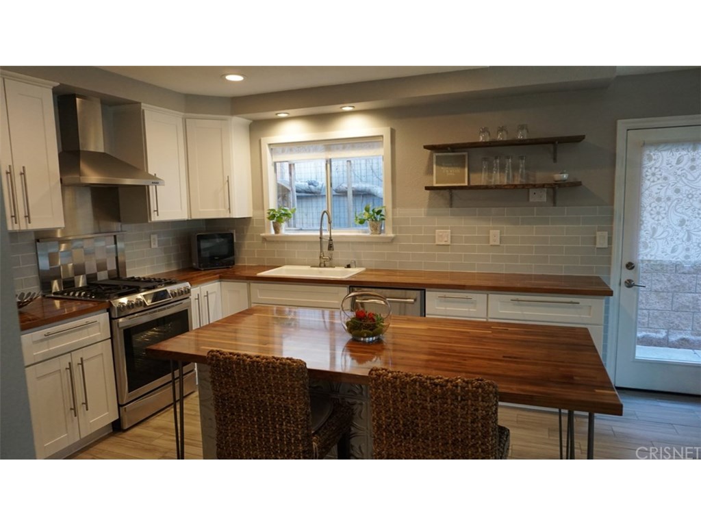 526 Donatello Dr