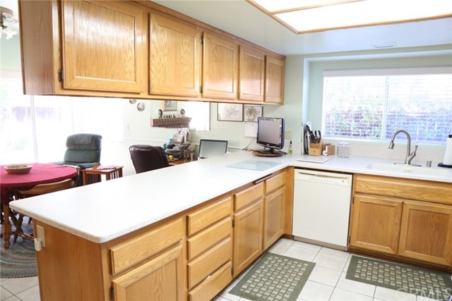 1140 Sapphire Ln