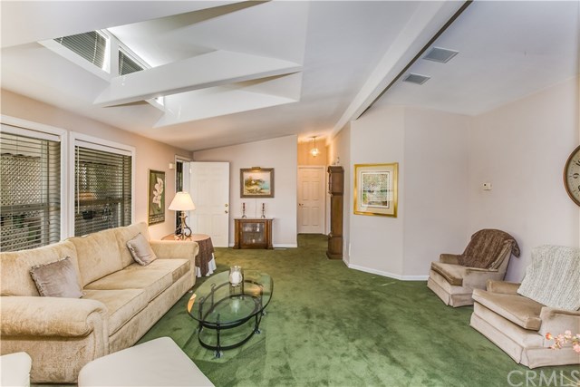 1481 Shadowglen Way