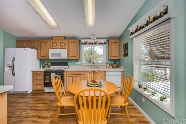 1481 Shadowglen Way