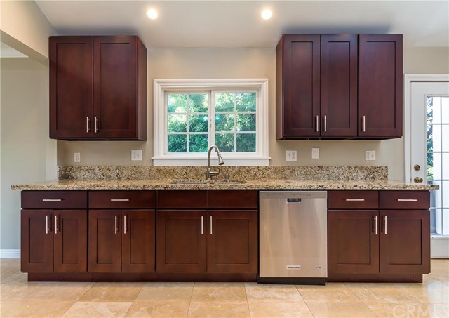For Sale: 19331 Willowbrook Ave Yorba Linda, CA 92886