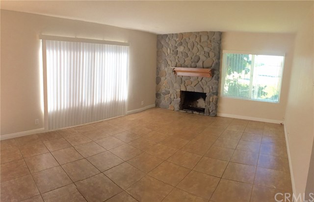 17578 Orange Dr