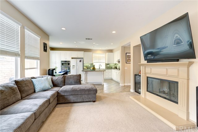 4886 Roosevelt Ct