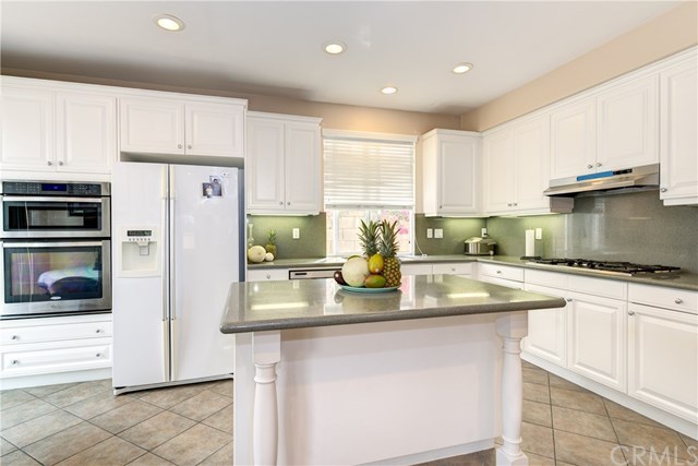4886 Roosevelt Ct