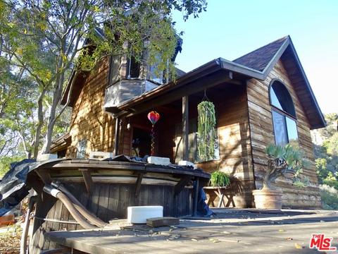41 W Warner St