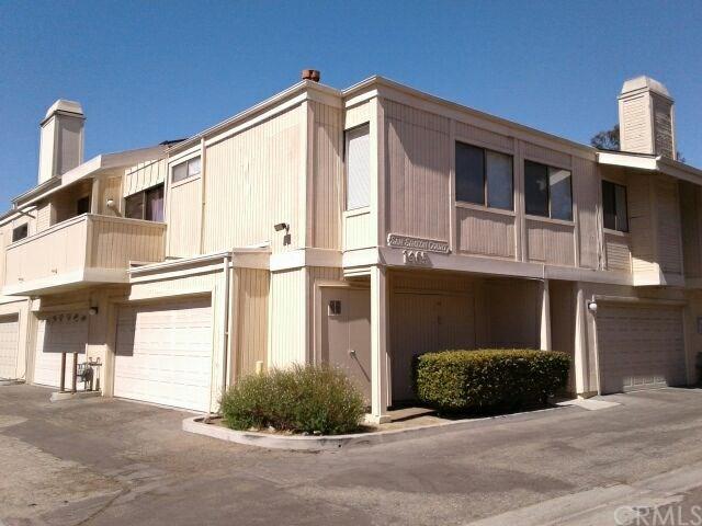 1280 Seacliff Ct #3