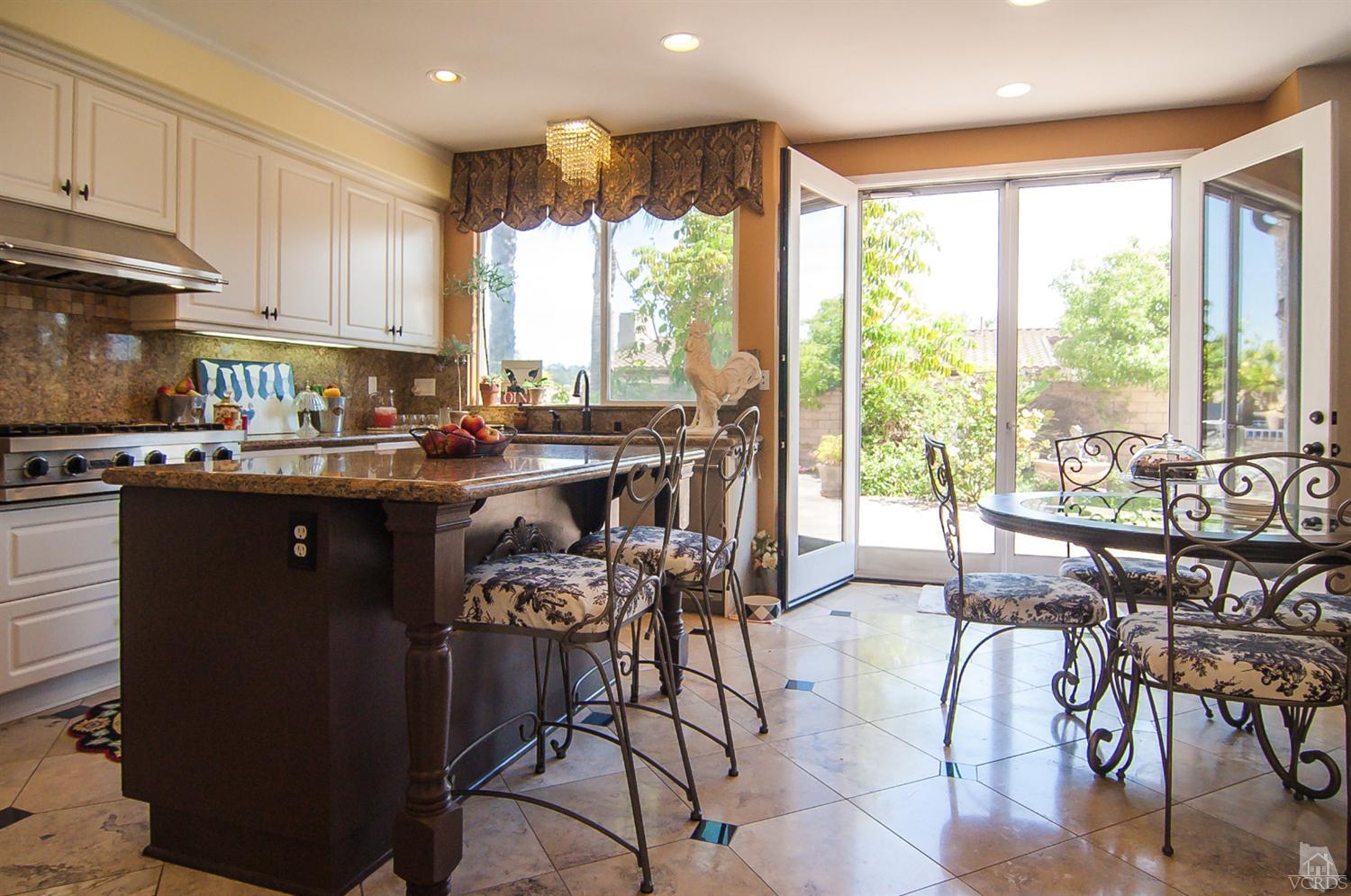 For Sale: 724 Jewel Ct Camarillo, CA 93010
