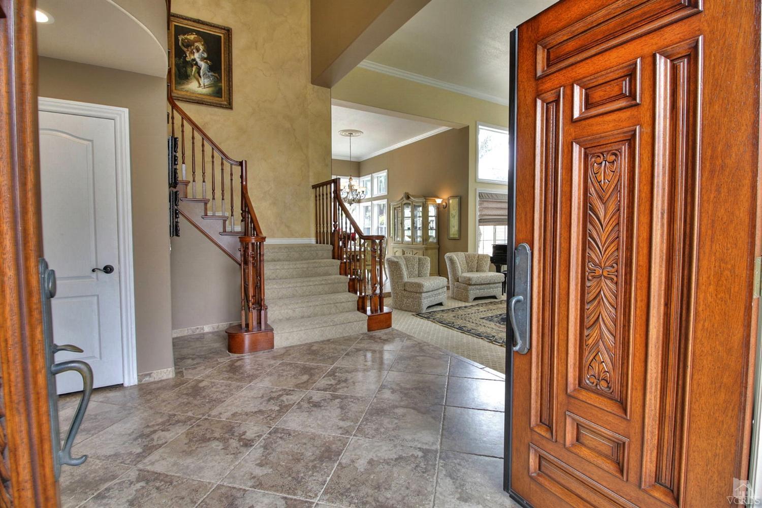 For Sale: 2129 Spyglass Trl W Oxnard, CA 93036