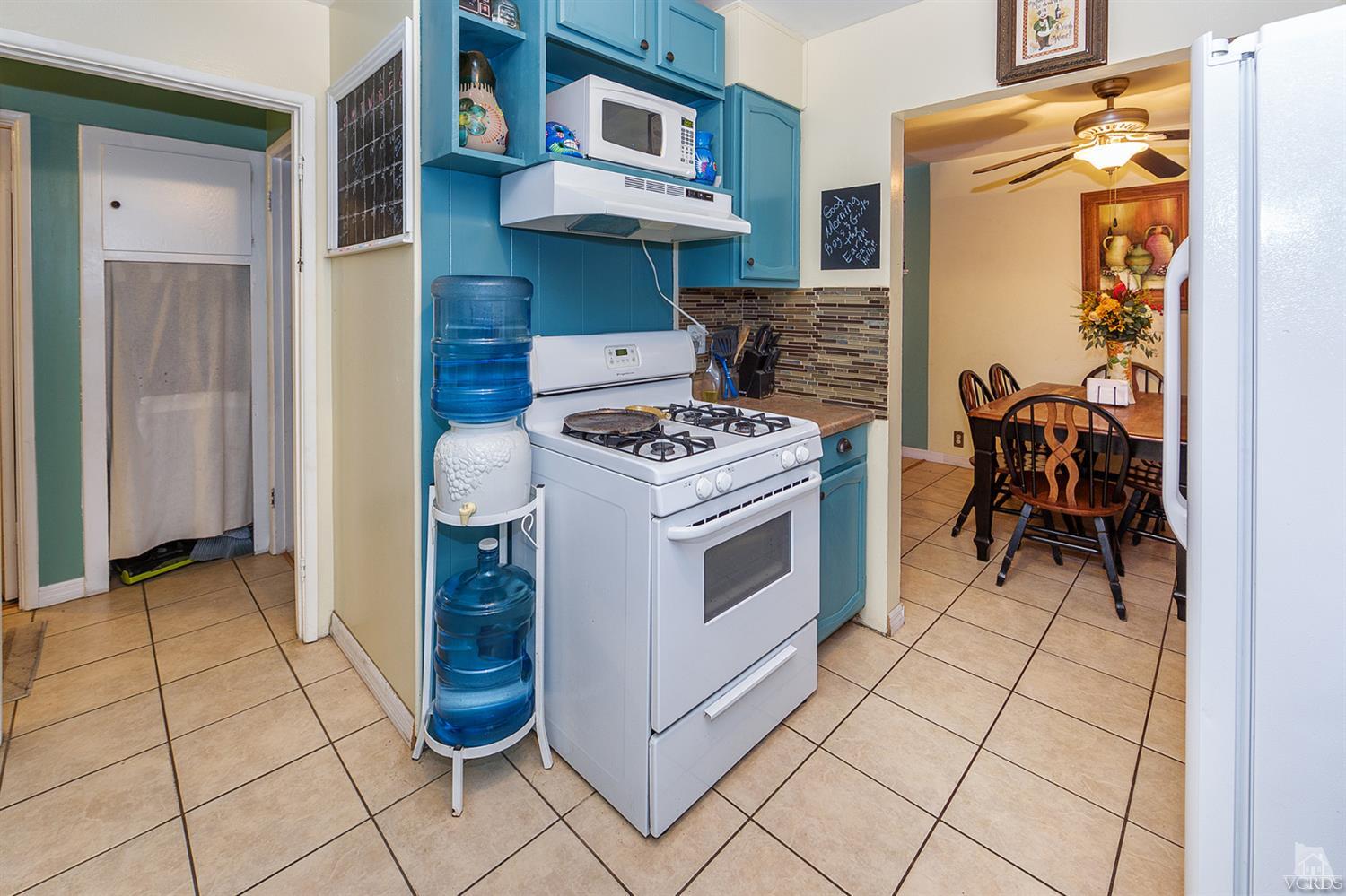 941 Evergreen Ln