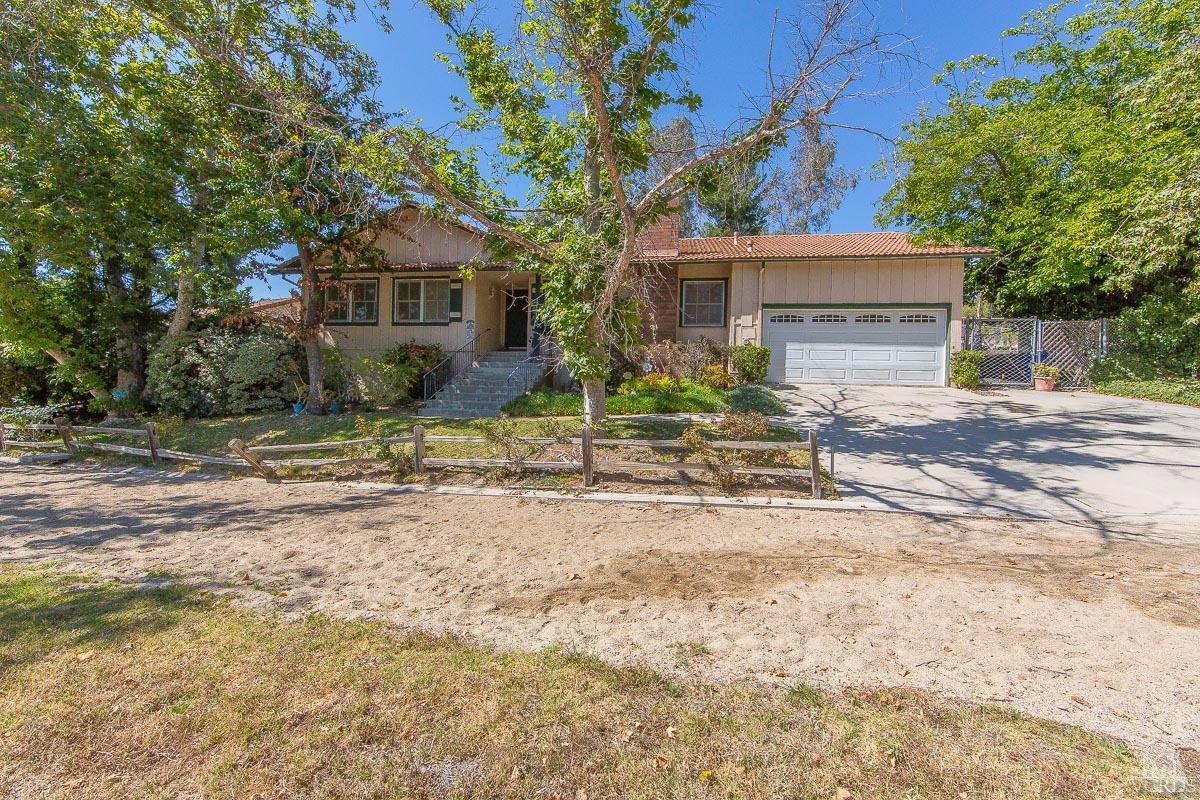 For Sale: 1039 Nonchalant Dr Simi Valley, CA 93065