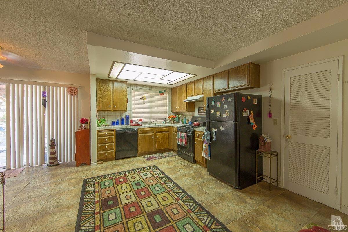 For Sale: 1039 Nonchalant Dr Simi Valley, CA 93065