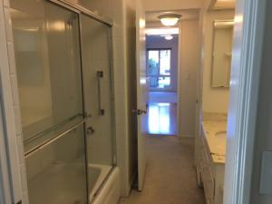 2630 State St #7