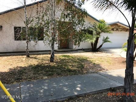 703 Avenida Pequena
