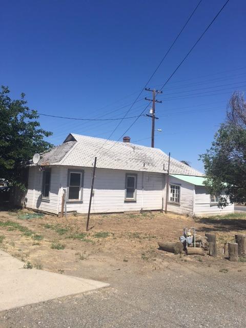 130 Dorothy St, Coalinga CA 93210