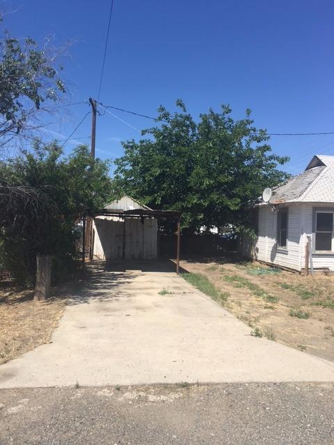 130 Dorothy St, Coalinga CA 93210