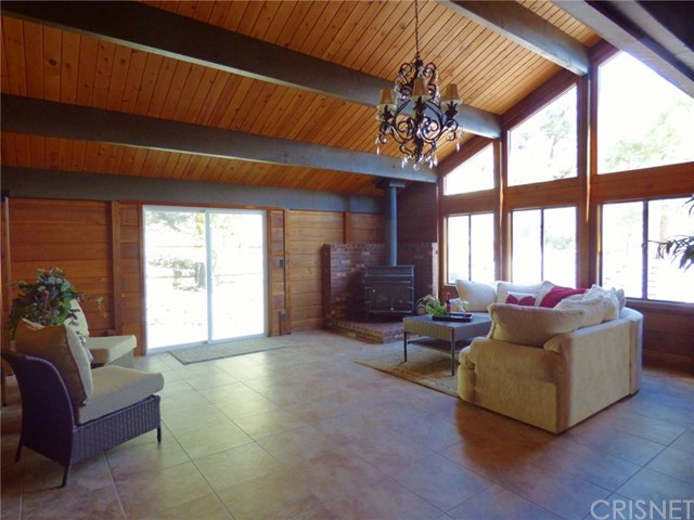 1112 Snowbird Dr