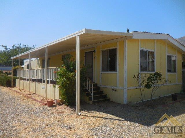 6137 Maple Ave