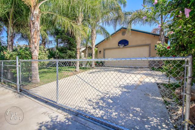 9721 Velma Ave