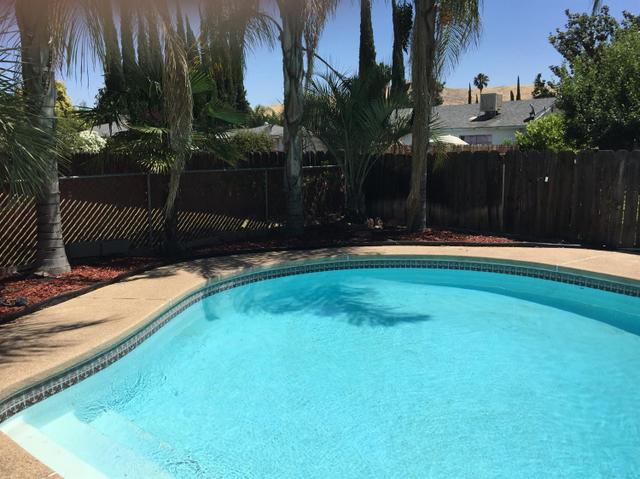 1444 Janet Dr