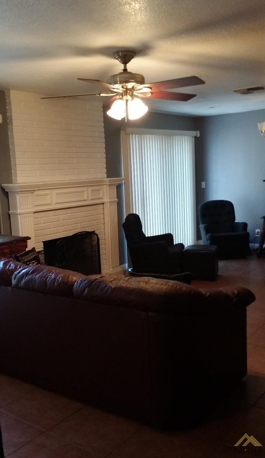 401 Stephens Dr