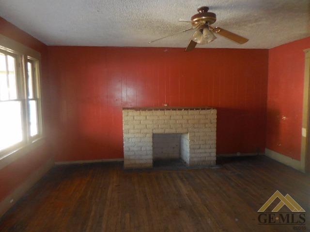 123 Roberts Ln