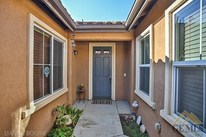 5522 Segovia Way