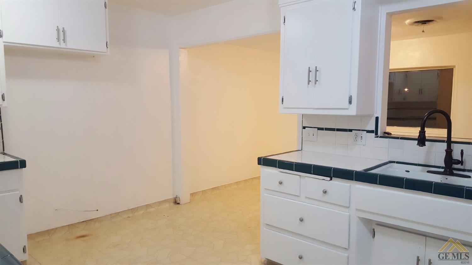 2729 Scott Pl