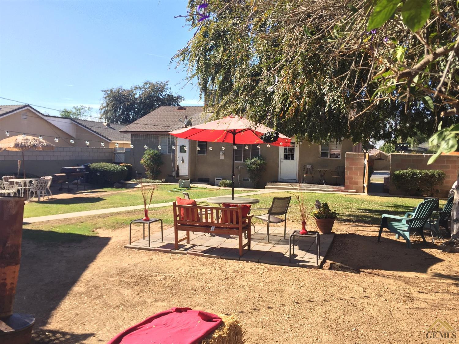 909 Greenwood Dr