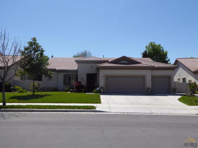 15611 Via Bassano Dr