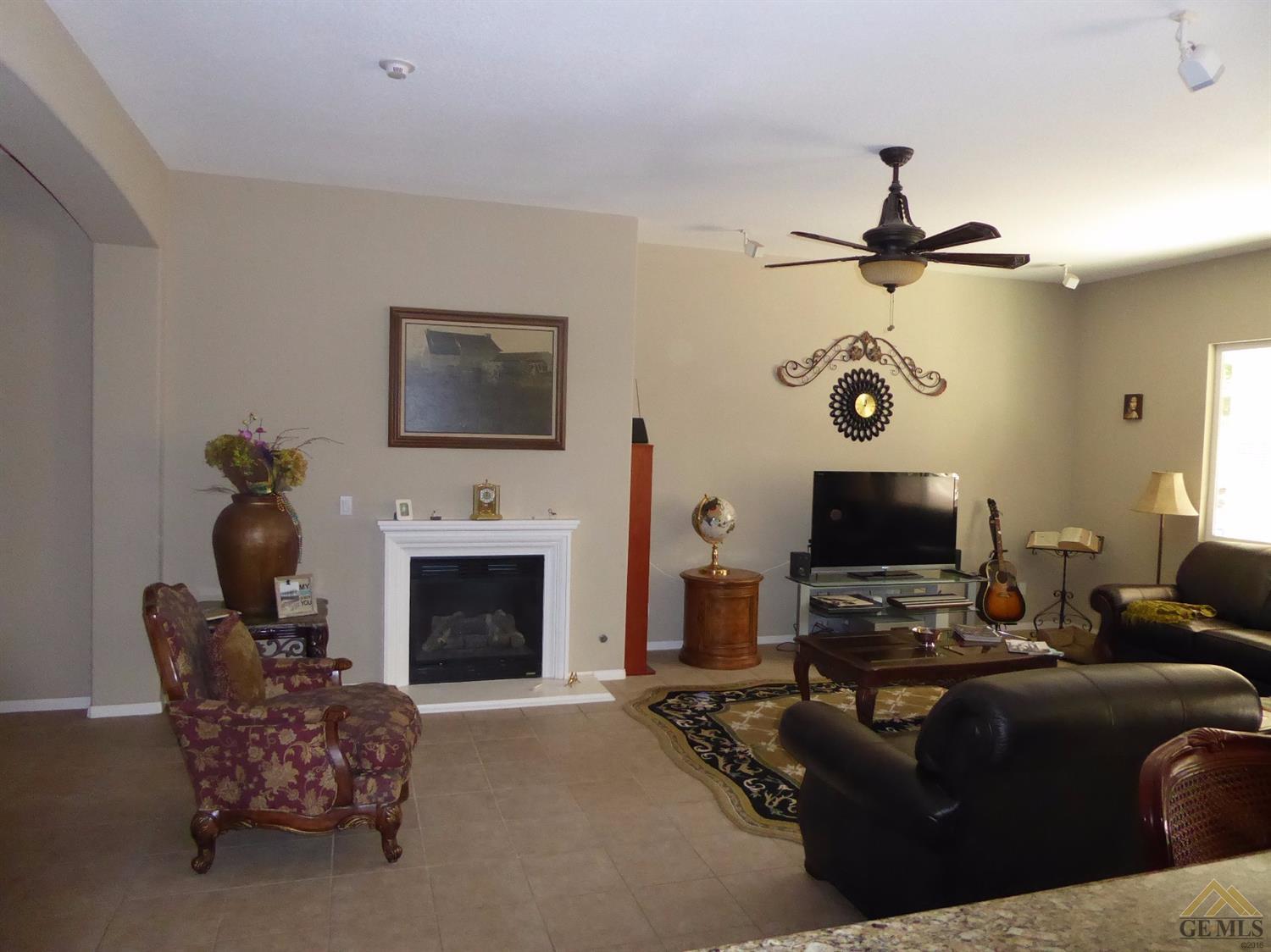 15611 Via Bassano Dr