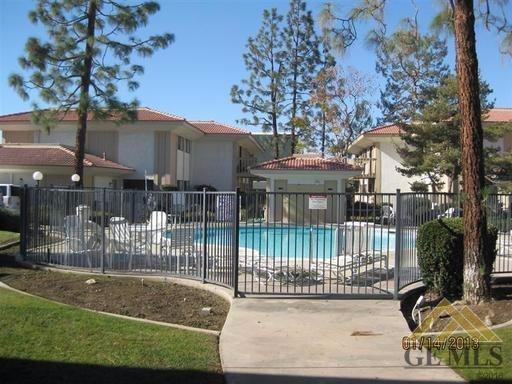 3012 Crestline Rd