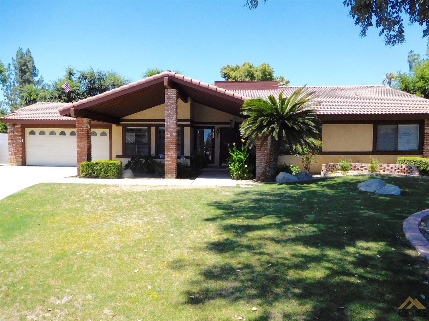 8809 Bridlewood Ln