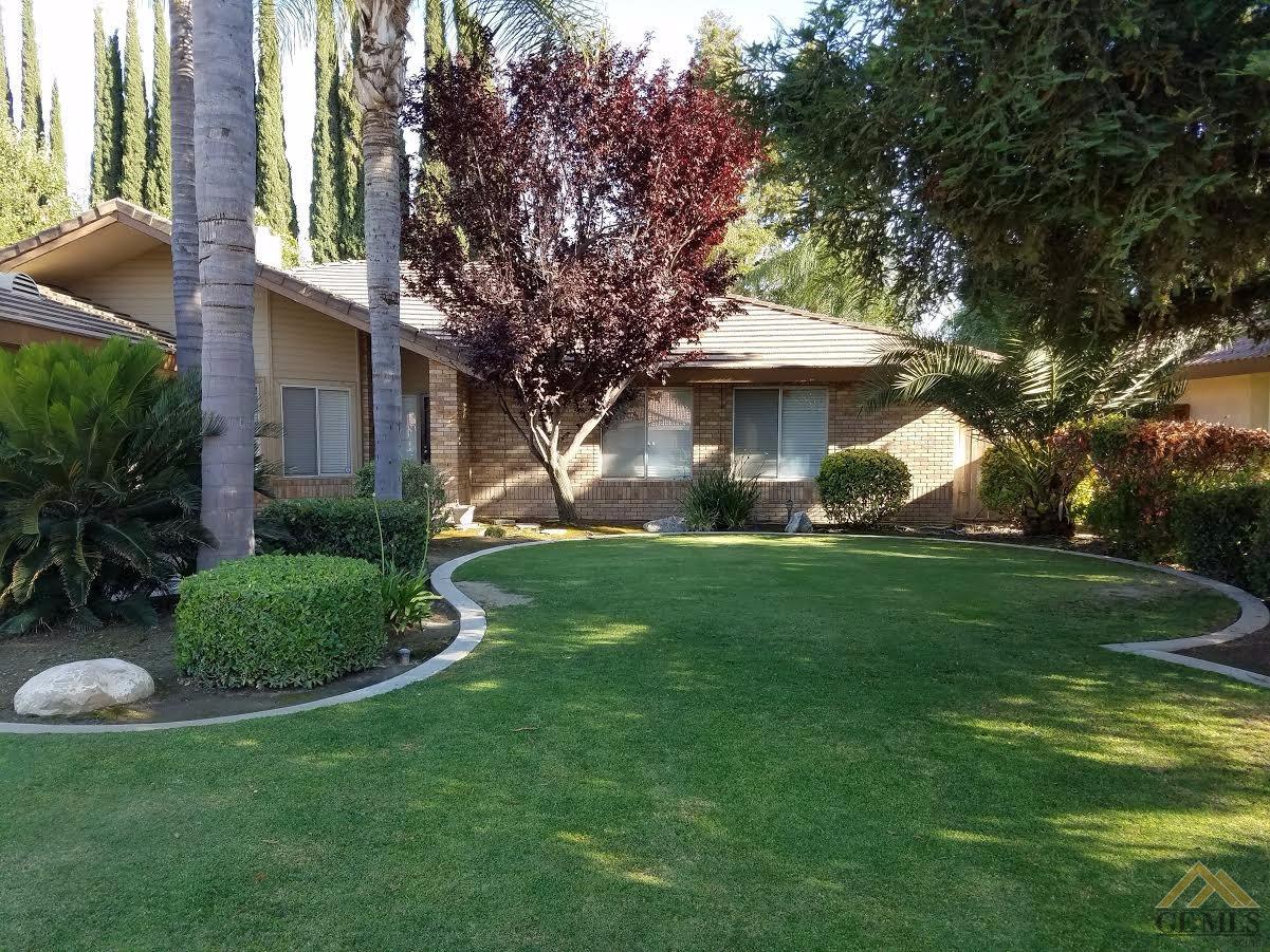 8809 Bridlewood Ln