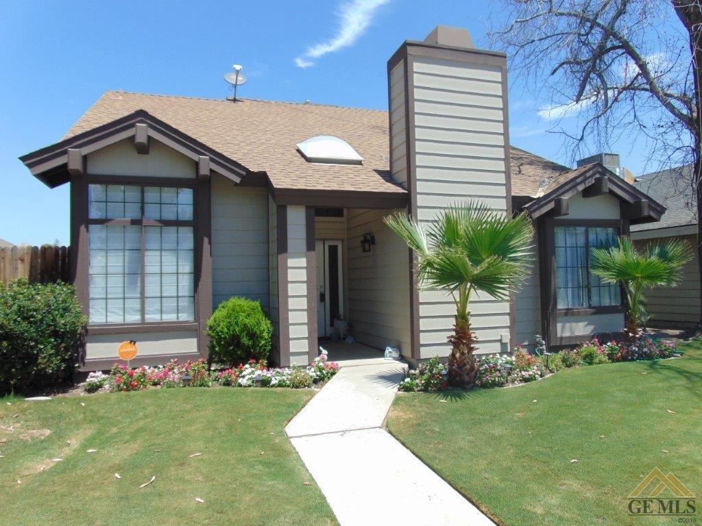 8809 Bridlewood Ln