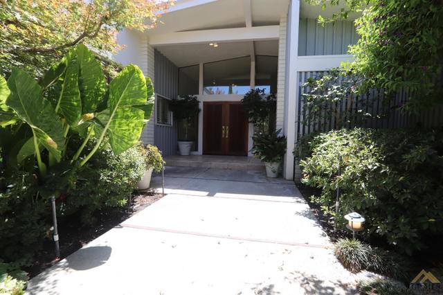 8504 Brissac Ct