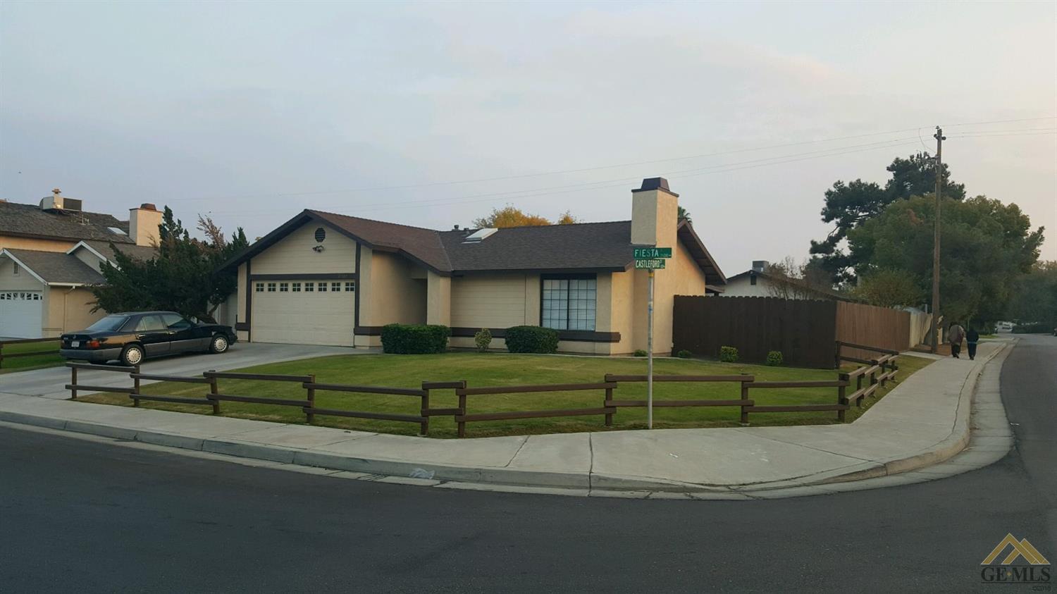 3509 Fiesta Ave