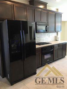 9905 Hyannis Port Dr