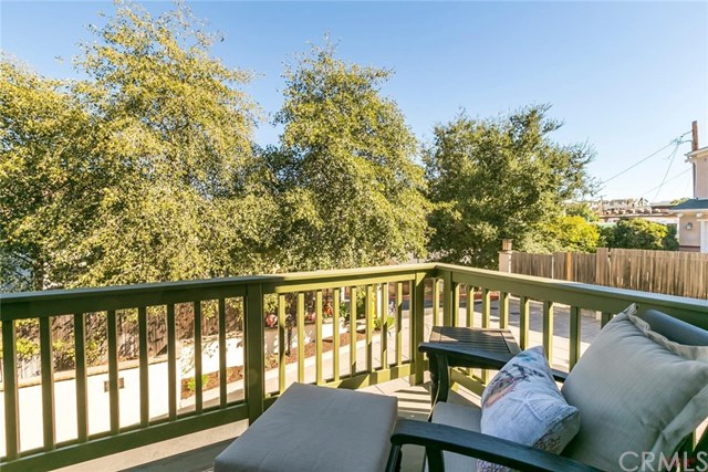 290 Ocean Oaks Dr