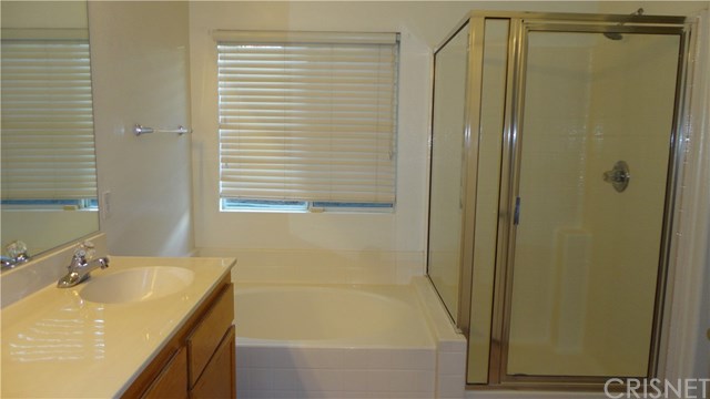 3402 Tamarisk Dr