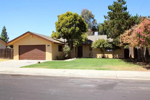 1645 Scott Cir