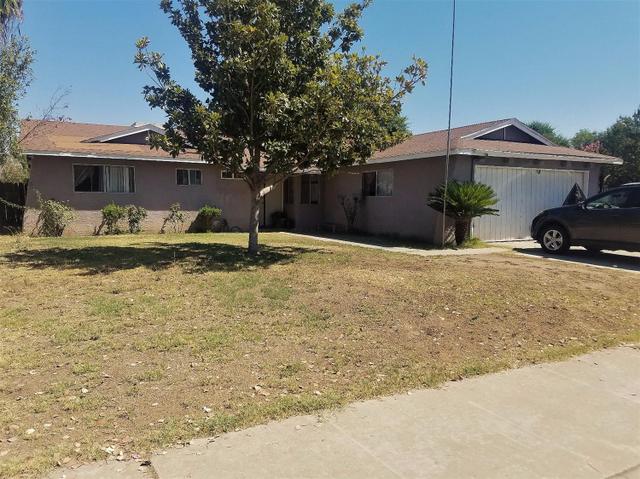 1645 Scott Cir