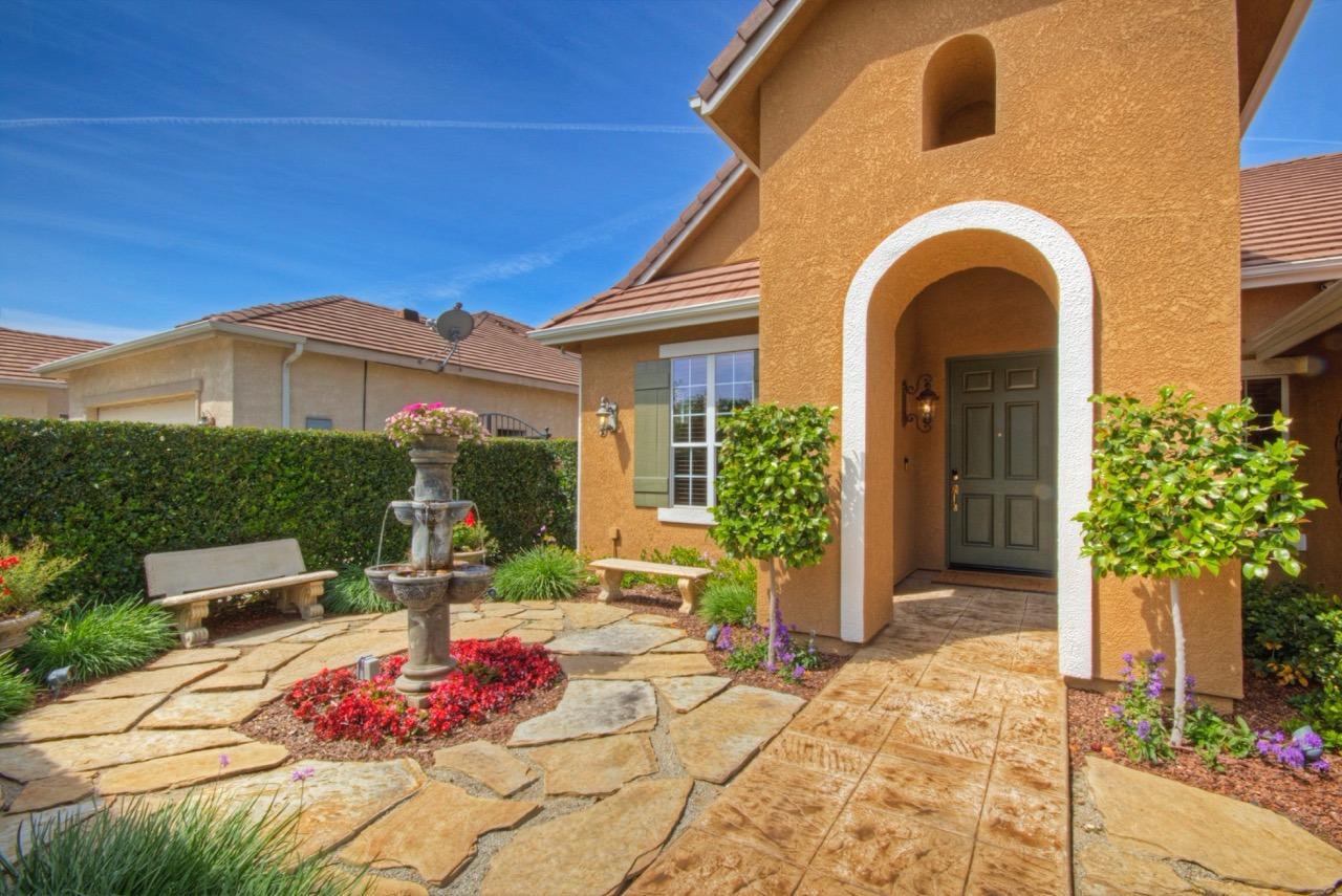 3132 Hornet Ave, Clovis CA 93611
