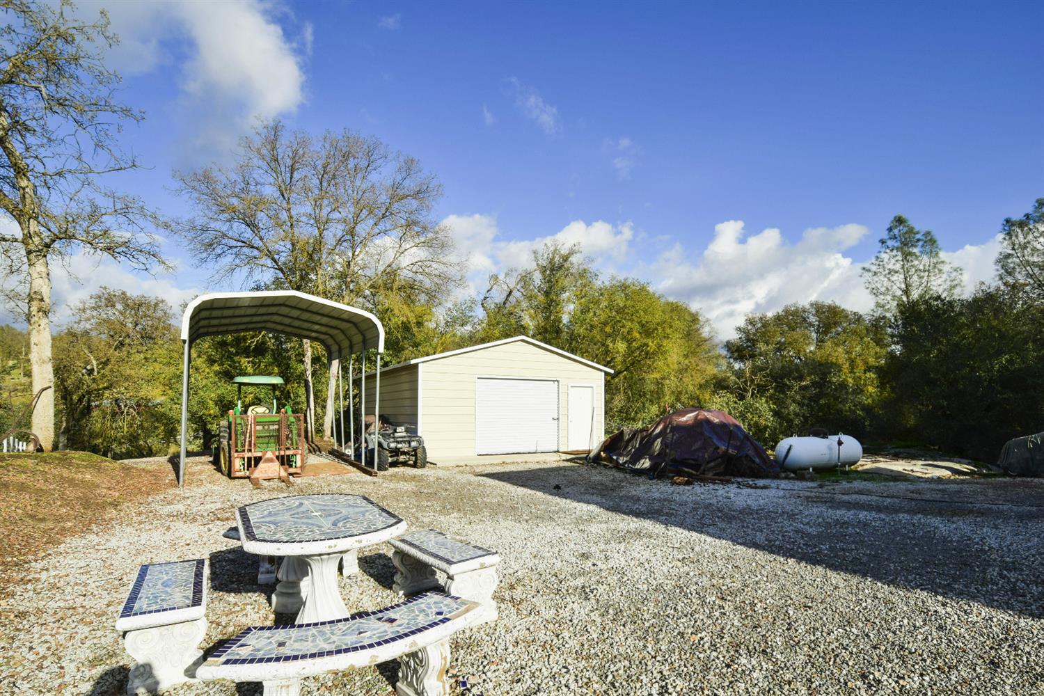 31887 River Knolls Rd