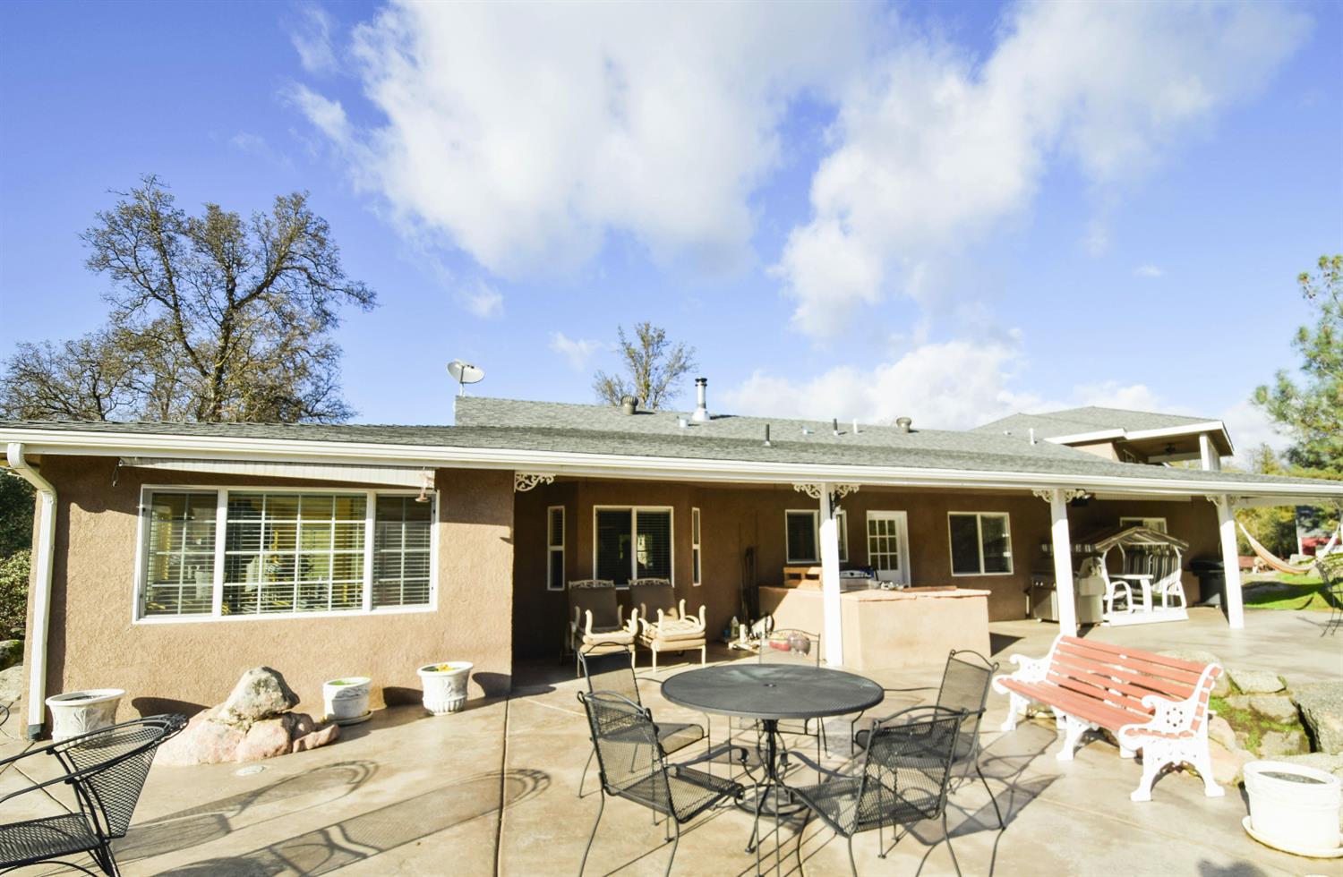 31887 River Knolls Rd
