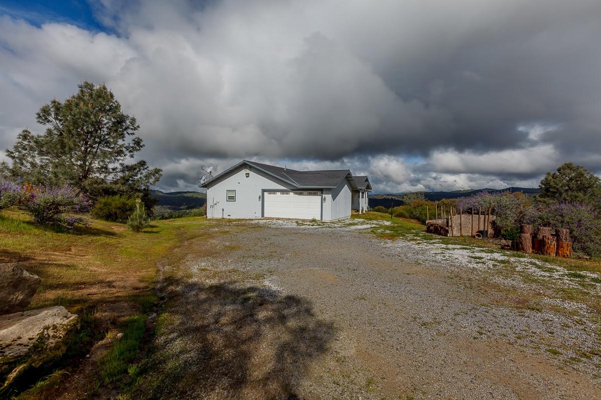32672 Woodhill Ln