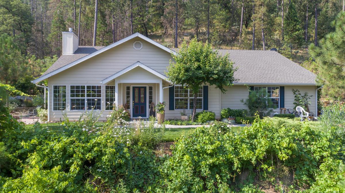 48866 Rock Point Rd