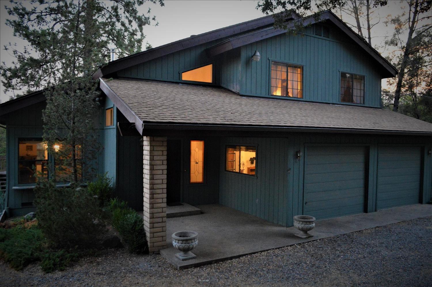 48866 Rock Point Rd