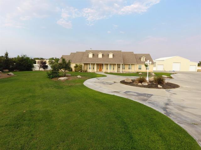 5211 E Shepherd